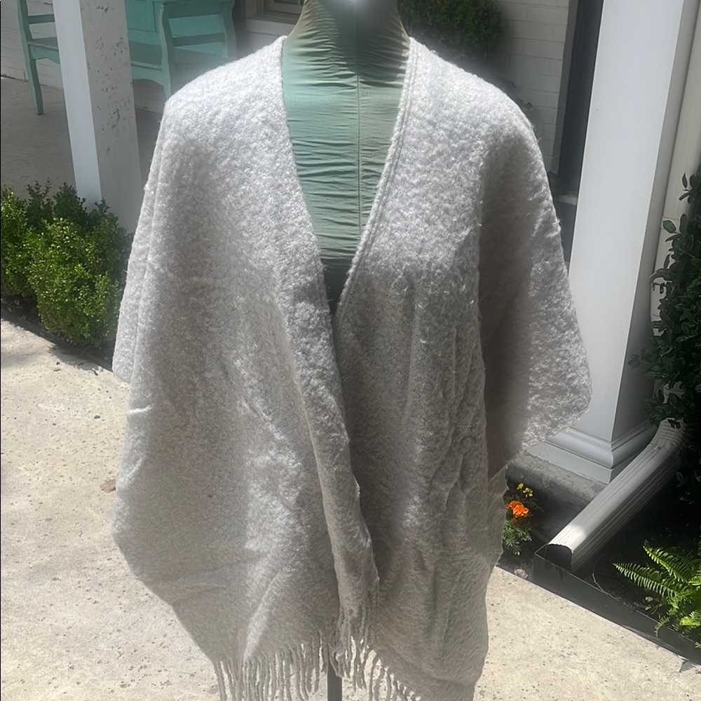 Echo Women's Gray Fringe Jacket